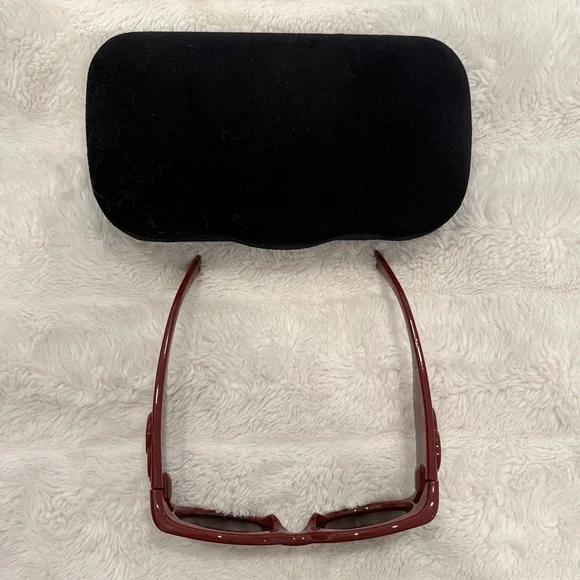 NEW Gucci Cat Eye Sunglasses - Picture 2 of 9